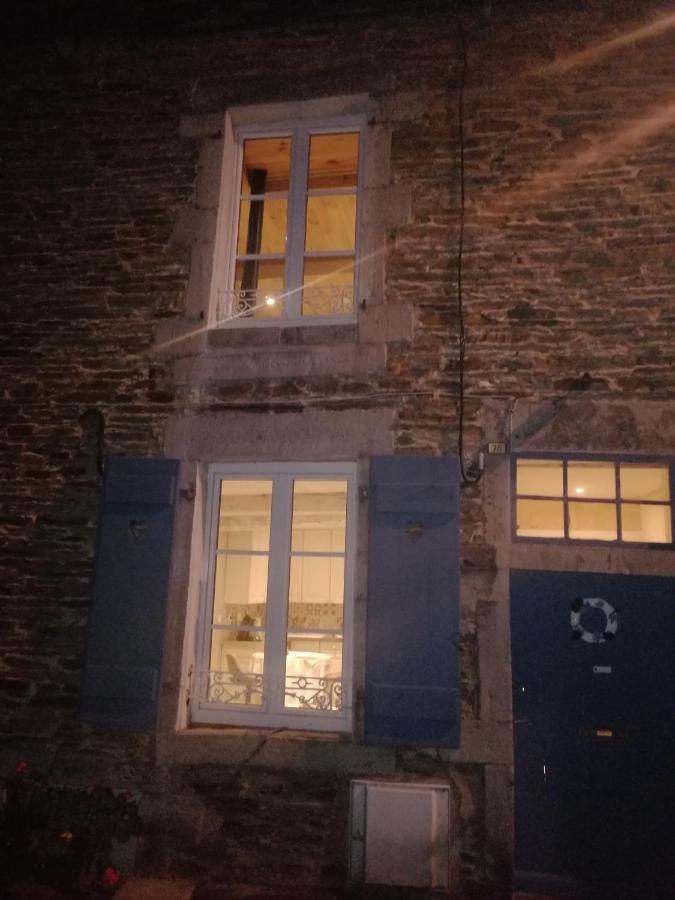 Gite Pierre Et Meuse A Fumay Exterior photo